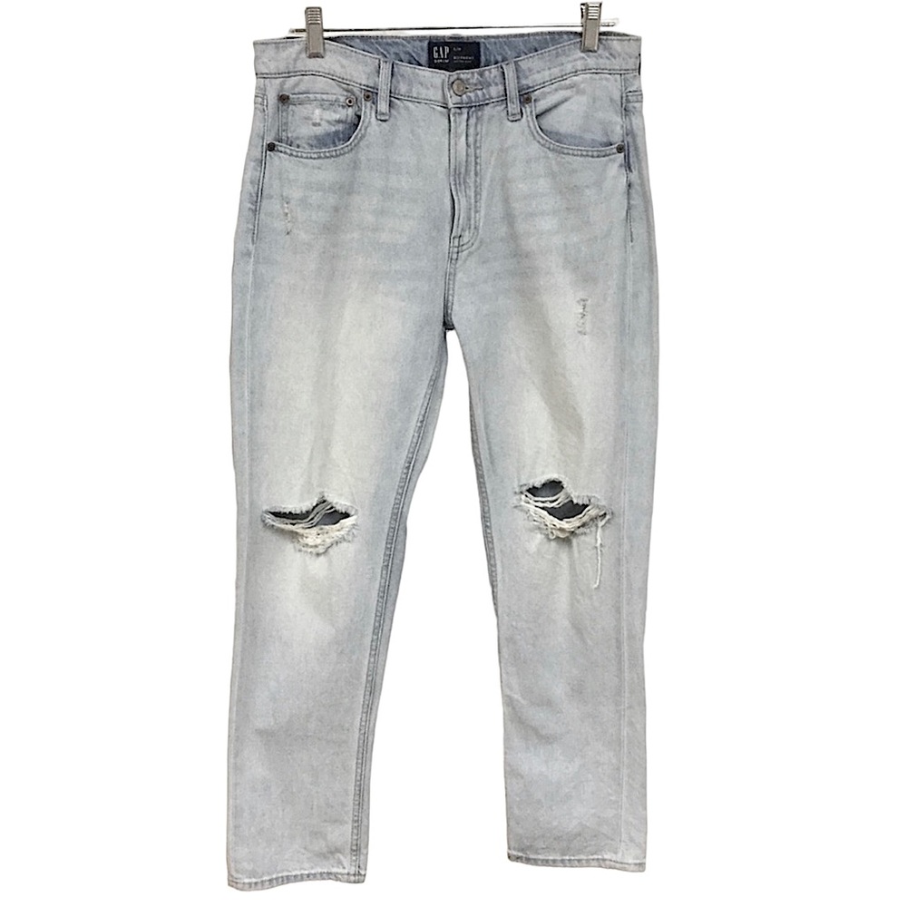 GAP sz 6/28 Jeans Distressed Ripped Knees Boyfriend Light Wash Blue Denim